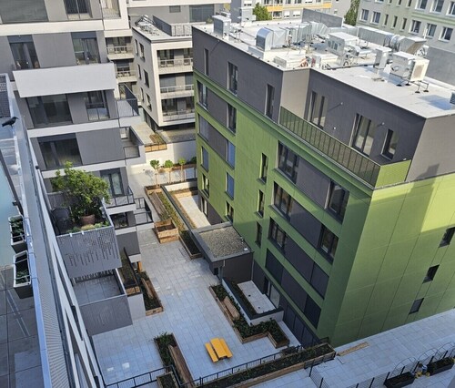 Sun Prague Apartment – Top Floor Terrace