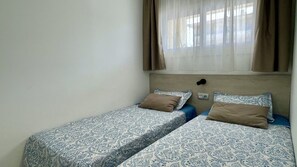 Apartamento | 2 quartos, ferros/tábuas de passar roupa