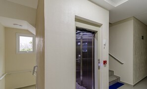 基础公寓 | 住宿内部