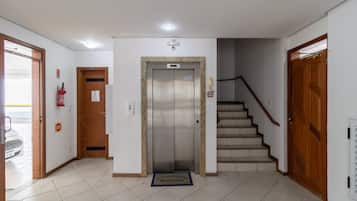 基本公寓 | 內部