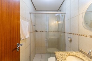 Bathroom - Beautiful apt 2 Minutes From Canas Beach Rsa025 (Florianópolis)