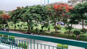 Property grounds - 3 bd apt in the heart of maadi! (Cairo Governorate)