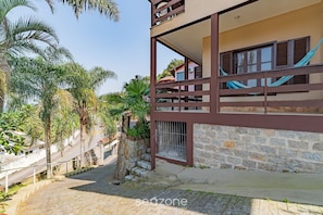 Villa | Property grounds