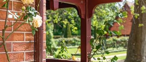 การตกแต่งภายนอก