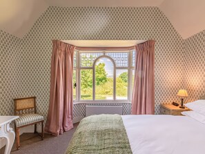 2 bedrooms, individually decorated, individually furnished, free WiFi - Dairy Cottage (Aylesbury)