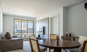 Dining - Charming apt w/ Balcony 150m From the Beach Abc0403 (Itajai)