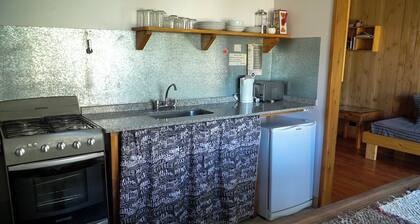 Ideal for families or groups. Walking distance to the main trails.
