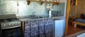 Ideal for families or groups. Walking distance to the main trails.