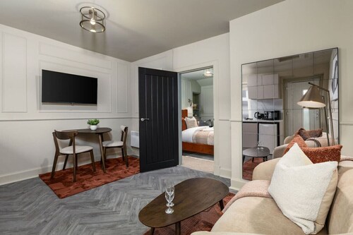 Caledonia Suite by The Wallace Monument