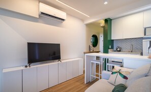 Living area - Charming Comfort in Itacorubi Jvv303 (Florianópolis)