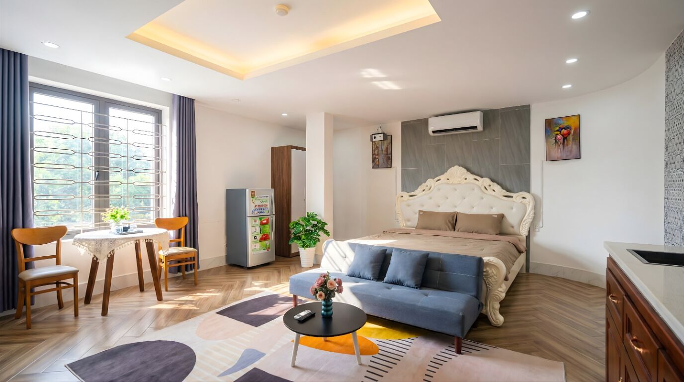 Literie hypoallergénique, bureau, rideaux occultants