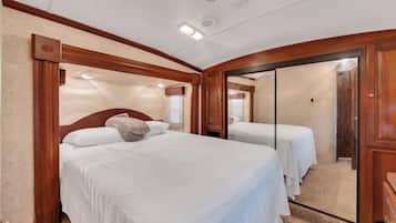 1 Schlafzimmer, Bügeleisen/Bügelbrett, WLAN