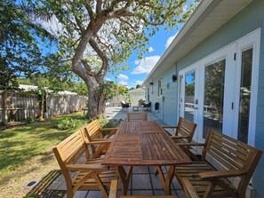 Outdoor dining