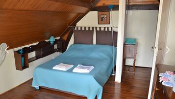 5 Schlafzimmer, Bügeleisen/Bügelbrett, WLAN, Bettwäsche