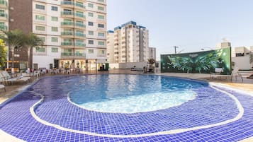Basic Apartment | Pool
