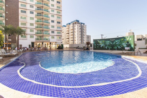 베이직 아파트 | 수영장