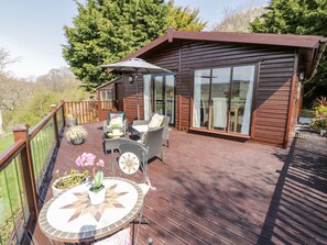 Outdoor dining - Summertime Lodge (Abergele)