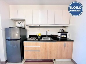 Condo, 1 Bedroom, Accessible, Smoking | Interior