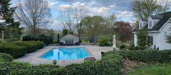 Guest Home on Historic Horse Farm