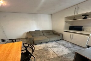 TV