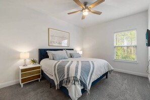 3 bedrooms, iron/ironing board, WiFi, bed sheets - Mimosa Beach Walk 3/2 (Panama City)