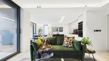 Exclusive Apartment | Living area | Smart TV