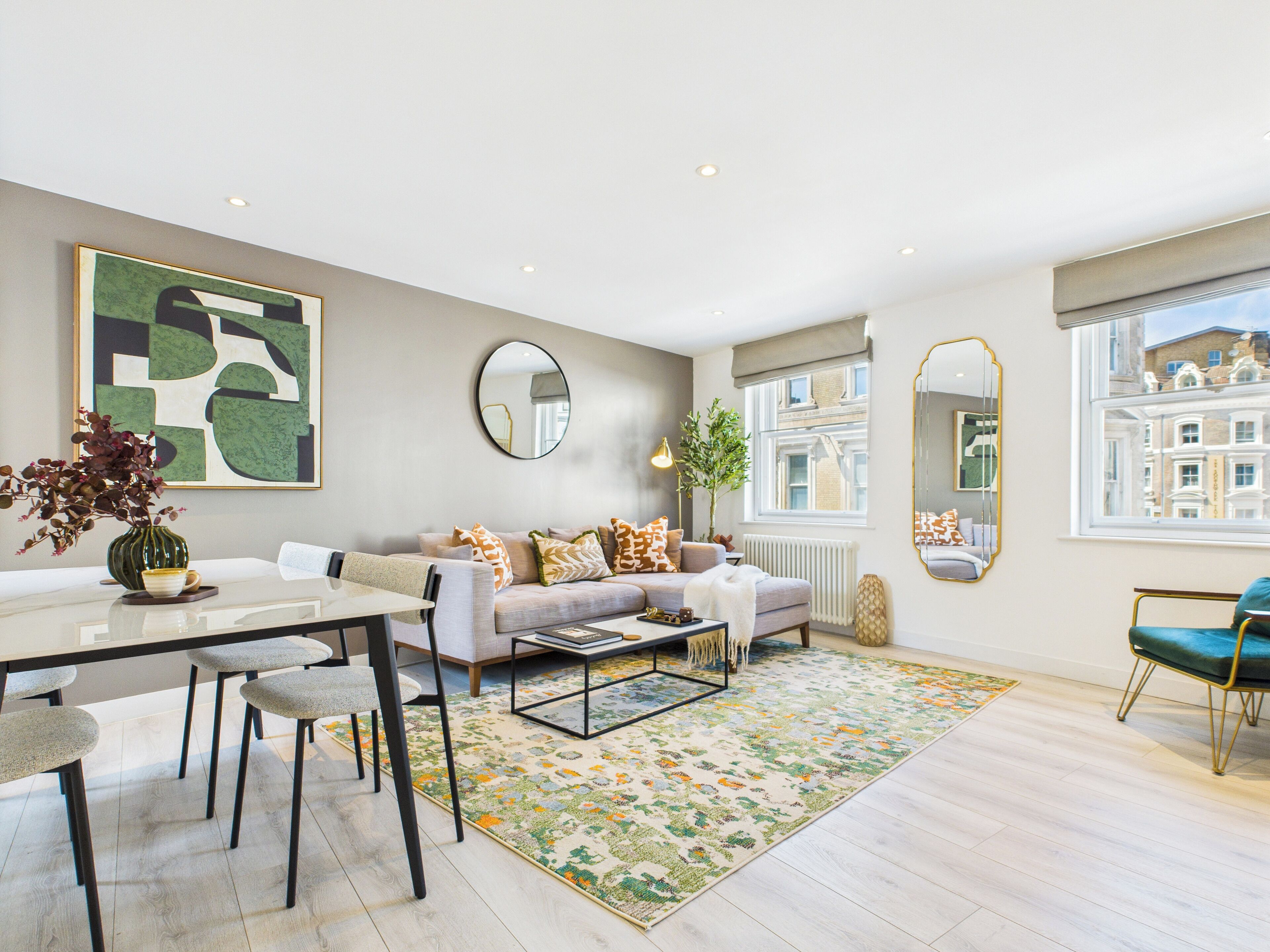 Deluxe Apartment, 2 Bedrooms | Desk, laptop workspace, iron/ironing board, free WiFi