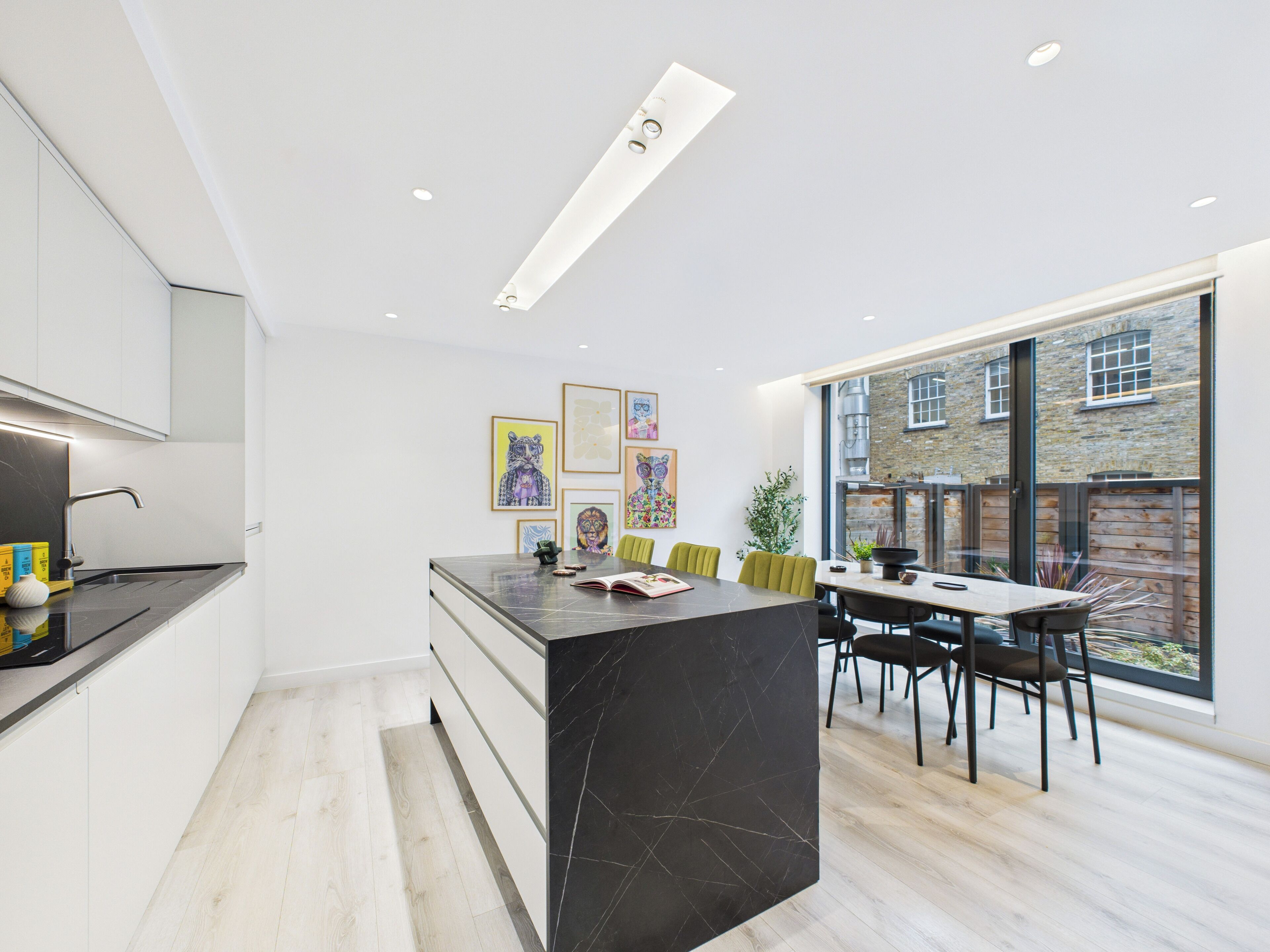 프리미엄 아파트 | 전용 주방 | 대용량 냉장고, 전자레인지, 오븐, 쿡탑