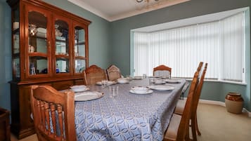 Cottage | Tempat makan