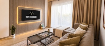 1BDR Luxury Stay with Pool & Gym | Waters Edge