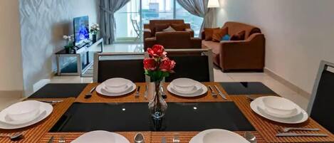 Căn hộ (3 Bedrooms) | Mặt tiền nơi lưu trú