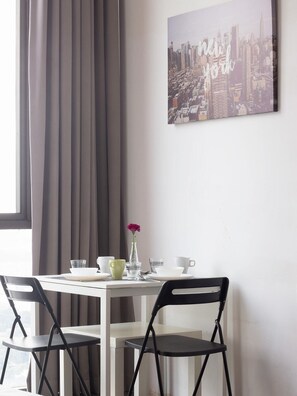 Apartment (0 Bedroom) | Interior