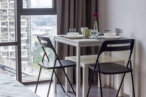 Apartment (0 Bedroom) | Interior