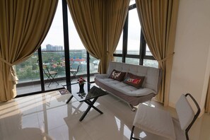 Apartment (3 Bedrooms) | Interior - Lux Dpristine 3BR Home w Views, 5mins to Legoland (Iskandar Puteri)