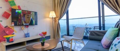 Apartment (2 Bedrooms) | Front of property