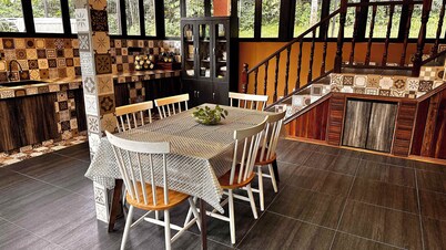 Charming Nature Kampung Home for Family Getaways