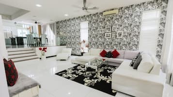 Ferienhaus (6 Bedrooms) | Fassade der Unterkunft