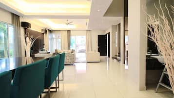 House (4 Bedrooms) | Bahagian dalam