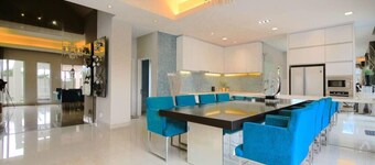 Chic 4BR Oasis With Gazebo, Your Dream Getaway