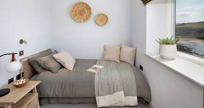 Bovisand Harbour by Smart Welcomes