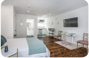 1 chambre, fer et planche à repasser, Wi-Fi, draps fournis