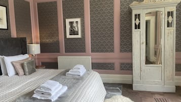 Individually decorated, individually furnished, free WiFi