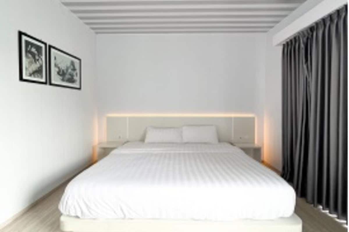 Deluxe Cabin, 2 Bedrooms, Non Smoking, Lake View