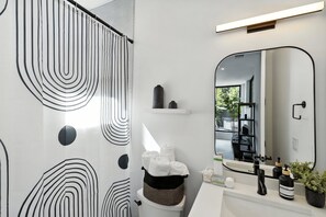 Towels, toilet paper
