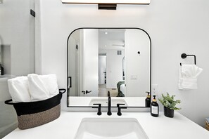 Handtücher, Toilettenpapier