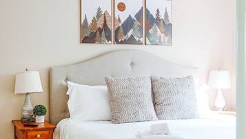 2 bedrooms, iron/ironing board, free WiFi, bed sheets