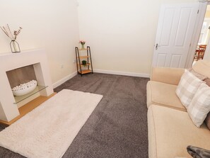 Cottage | Living area - Lingla House (Frizington)
