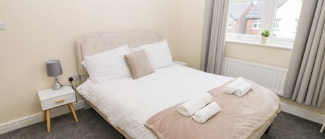 Cottage | 3 bedrooms, individually decorated, individually furnished, free WiFi