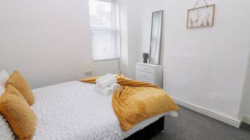 Cottage | 2 bedrooms, WiFi (free), individually decorated, individually furnished
