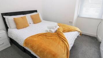 Cottage | 2 bedrooms, individually decorated, individually furnished, free WiFi